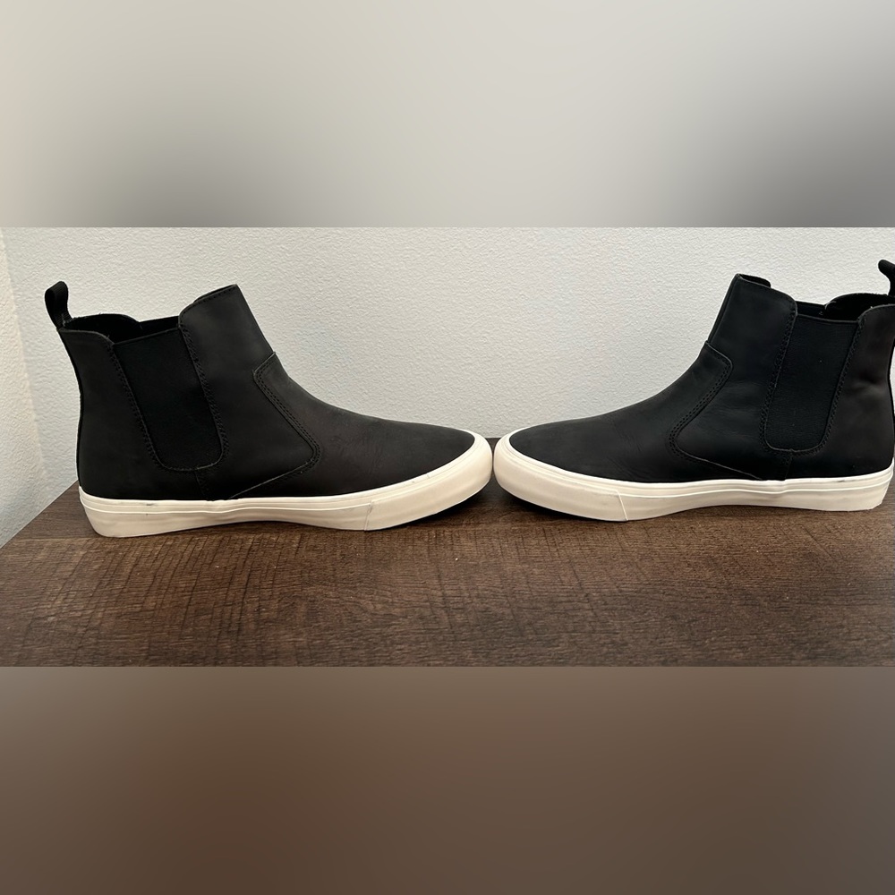 Men’s Seavees Coronado boots in 11.5 US